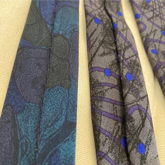 ZanZara All Silk Skinny Tie Gray Polka Dots Blue Abstract Lot of 2 - Picture 4 of 4